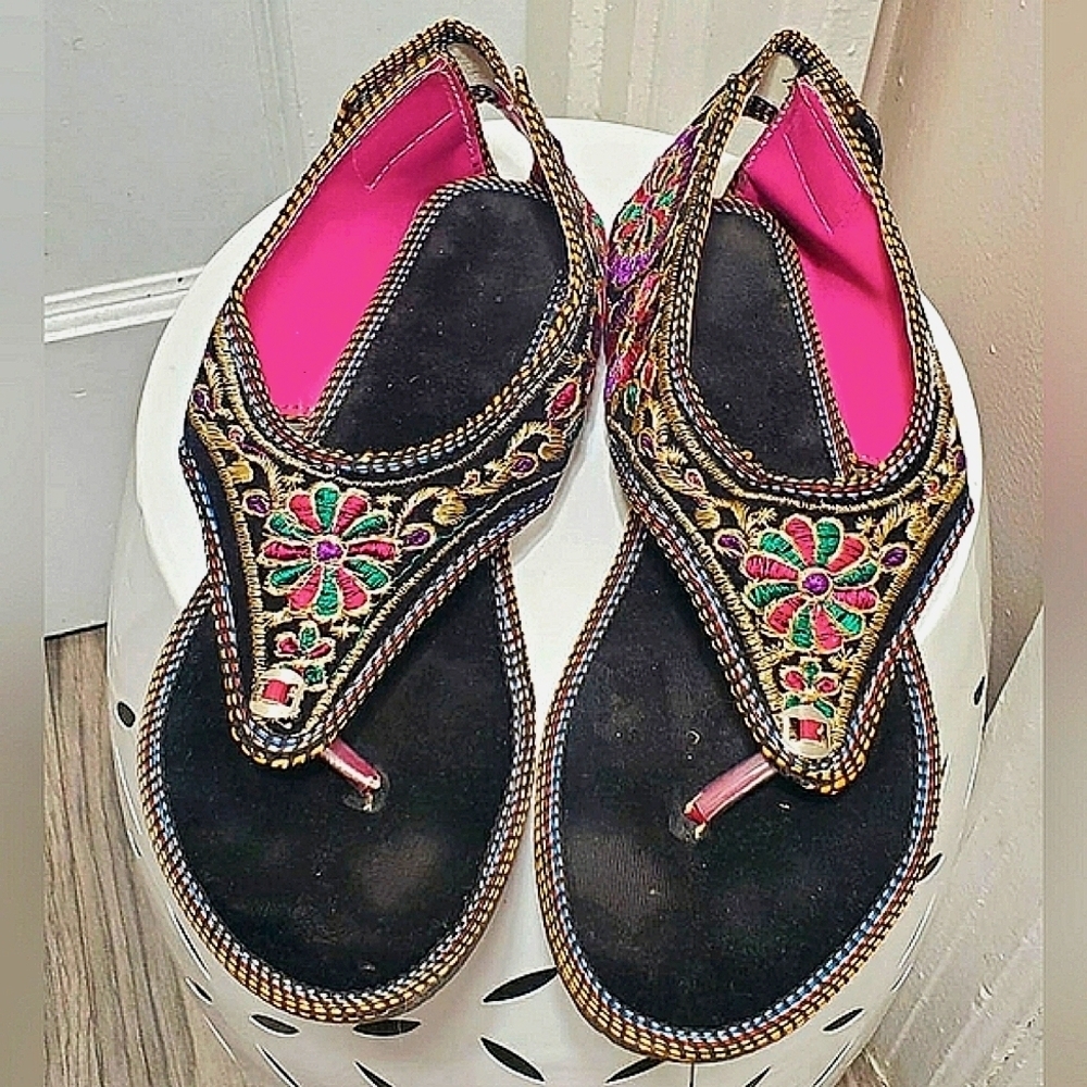 Indian Style Boho traditional Open Toe Sandals Embroidered Flat. 8.5 🌴 - Picture 4 of 10